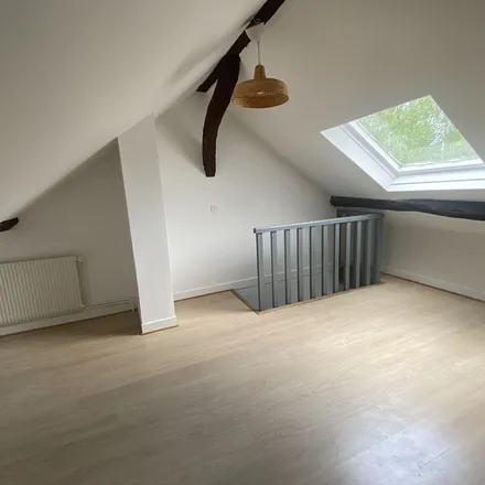 Rent this 2 bed apartment on 27 Rue de la Rose in 76000 Rouen, France