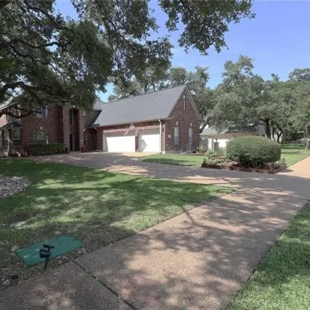 Buy this 5 bed house on 399 Champions Drive in Georgetown, TX 78628