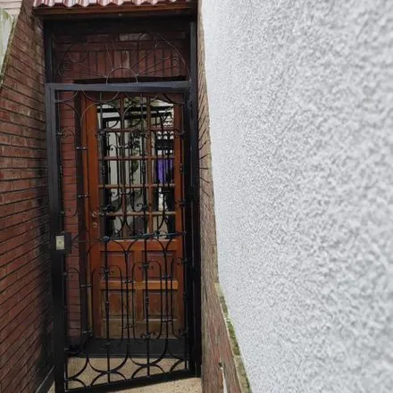 Rent this 3 bed house on Diego de Deza 852 in Echesortu, Rosario