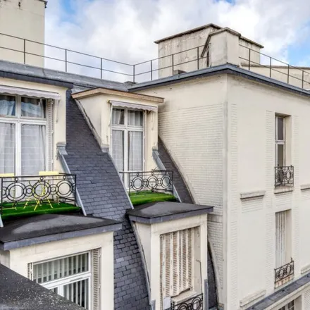 Image 7 - 6 Rue de Berri, 75008 Paris, France - Apartment for rent