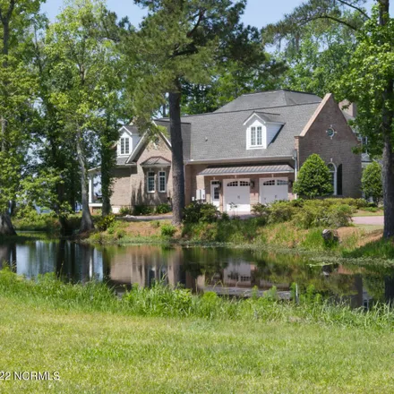 Image 9 - 930 Bella Coola Road, Lake Waccamaw, Columbus County, NC 28450, USA - House for sale