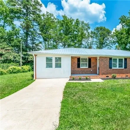 Buy this 3 bed house on 716 Woodmont Cir in Anderson, South Carolina