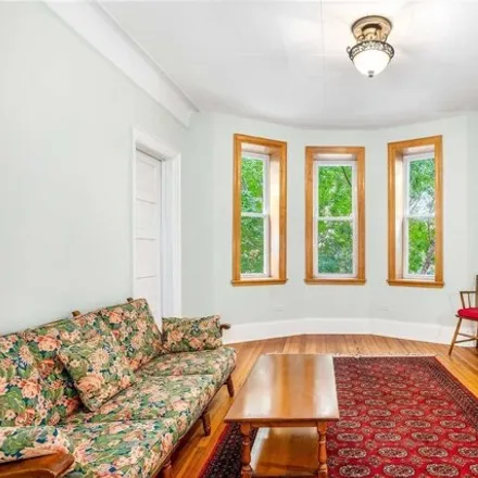 Image 7 - 23-20 33rd Street, New York, NY 11105, USA - House for sale