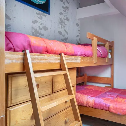 Rent this 2 bed apartment on 56730 Saint-Gildas-de-Rhuys