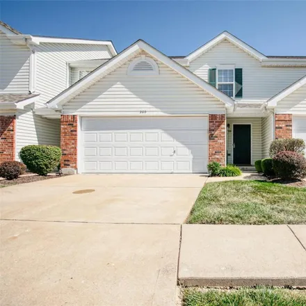 Buy this 2 bed condo on 206 Homeshire Circle in Wentzville, MO 63385