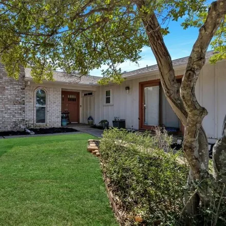 Buy this 3 bed house on 1468 Stony Brook Lane in Garland, TX 75043