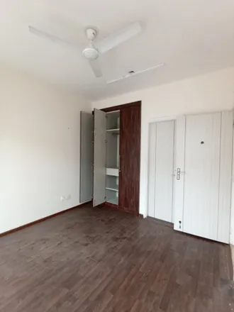 Rent this 3 bed apartment on unnamed road in Sector 70A, Gurugram District - 122015