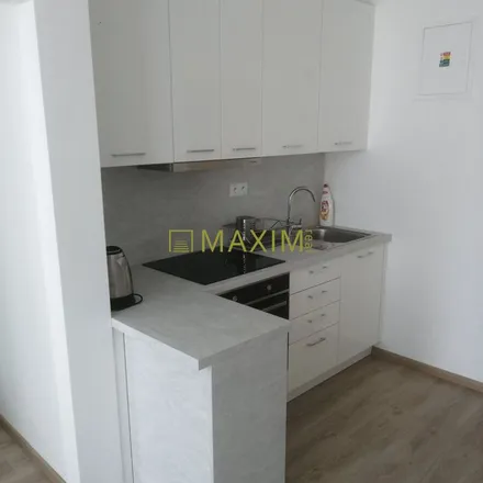 Image 3 - Z-BOX, 608, 277 52 Nové Ouholice, Czechia - Apartment for rent