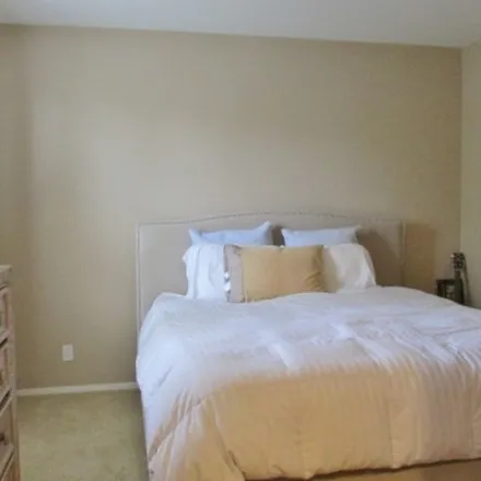 Rent this 3 bed apartment on 33 Jerome Lane in Ladera Ranch, CA 92694