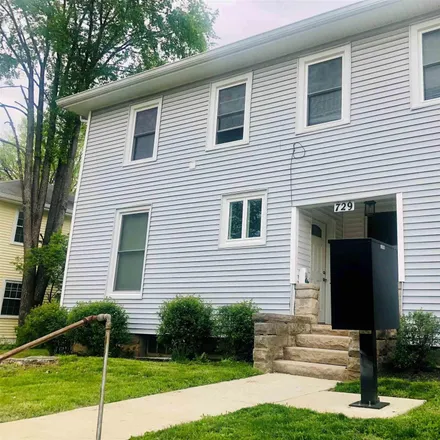 Rent this 2 bed duplex on 729 East Hunter Avenue in Bloomington, IN 47401