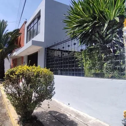 Rent this 2 bed apartment on Calle 13 C Sur in 72470 Puebla City, PUE