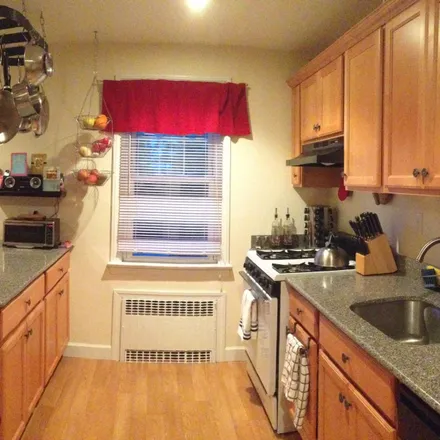 Image 5 - 1008 McLean Avenue, City of Yonkers, NY 10704, USA - Townhouse for rent
