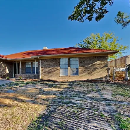 Rent this 3 bed house on 4725 Platte Drive in Balch Springs, TX 75180