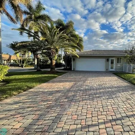 Image 3 - 3893 Northeast 27th Avenue, Lighthouse Point, FL 33064, USA - House for sale