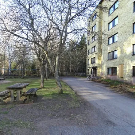 Rent this 3 bed apartment on Alahovintie in 48600 Kotka, Finland