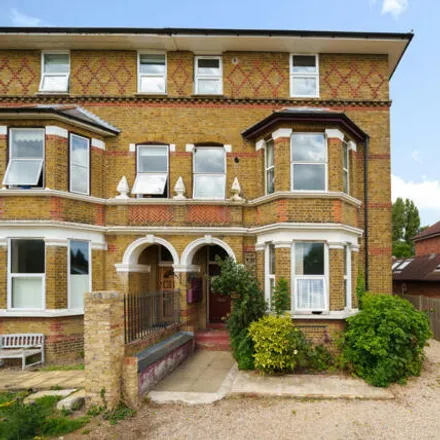 Buy this 1 bed apartment on Oldfield Road in Richmond Upon Thames, Great London