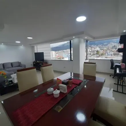 Image 2 - Muebles, Avenida 10 de Agosto, 170519, Quito, Ecuador - Apartment for sale