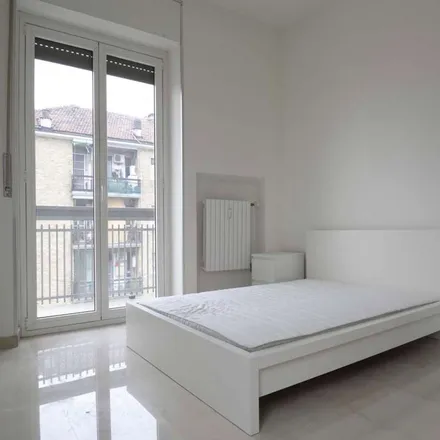 Image 3 - Via Vincenzo Giordano Orsini, 20147 Milan MI, Italy - Room for rent