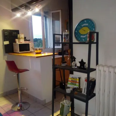 Rent this 1 bed apartment on 29 Rue d'Estienne d'Orves in 94320 Thiais, France