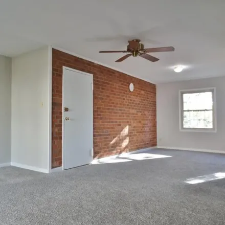 Image 7 - 6012 Westchester Park Drive, Hyattsville, MD 20740, USA - Condo for sale