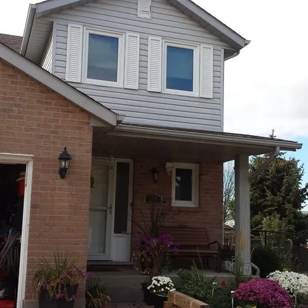 Rent this 1 bed apartment on 16 Buchanan Crescent in Thorold, ON L2V 4N1