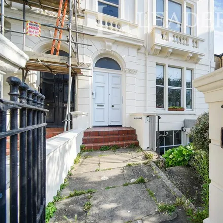Rent this studio townhouse on 7-8 Montpelier Place in Brighton, BN1 3BF