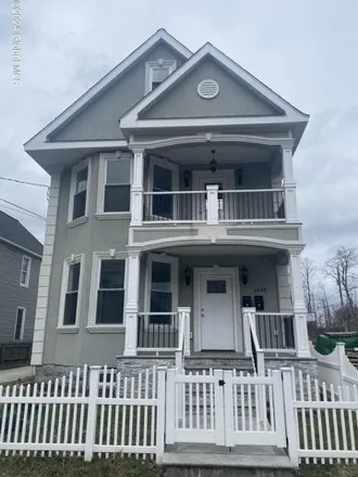 Rent this 3 bed house on 1643 Foster Avenue in City of Schenectady, NY 12308
