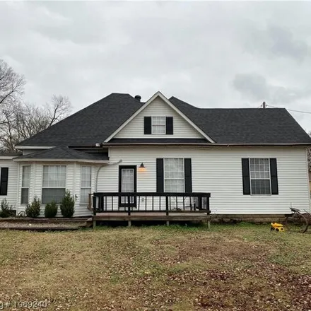 Buy this 4 bed house on 324 Choctaw Street in Hackett, Sebastian County