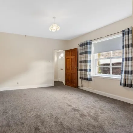 Image 3 - Coney Hill Road, Bridge of Allan, FK9 4RH, United Kingdom - Townhouse for rent