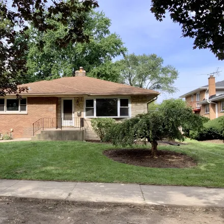 Buy this 2 bed house on 625 North Brainard Street in Naperville, IL 60563