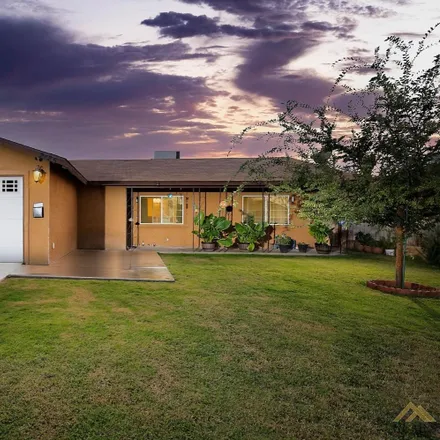 Buy this 3 bed house on 2387 Camelia Street in Wasco, CA 93280