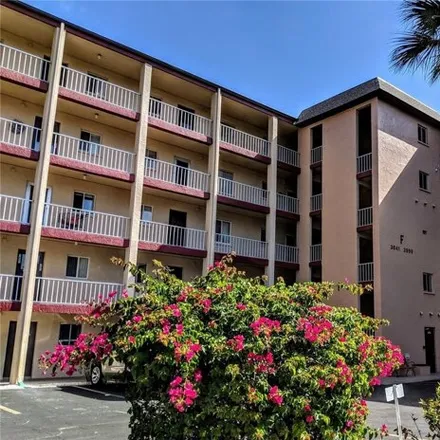 Rent this 2 bed condo on Lake Bayshore Drive in South Bradenton, FL 34205