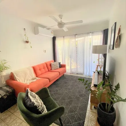 Image 9 - Cronulla Avenue, Mermaid Beach QLD 4218, Australia - Apartment for rent