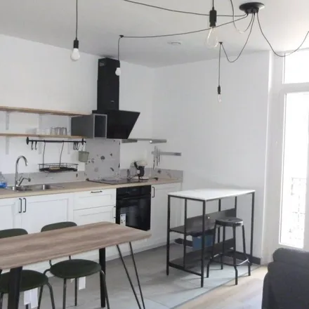 Rent this 3 bed apartment on 121 Avenue Président Wilson in 34500 Béziers, France