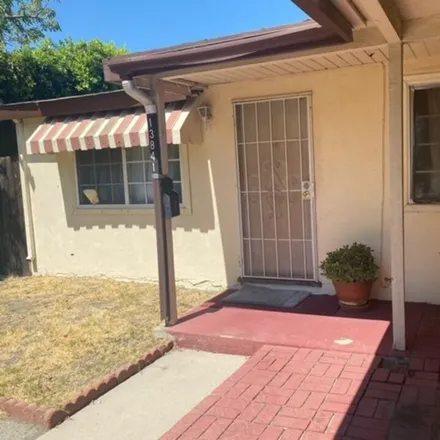 Image 5 - Roscoe Boulevard, Los Angeles, CA 91402, USA - Townhouse for sale