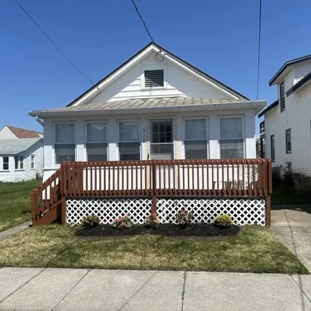 Buy this 3 bed house on 347 East 16th Avenue in North Wildwood, Cape May County