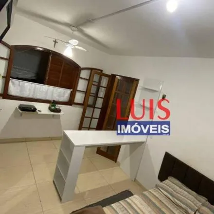 Rent this 1 bed apartment on Rua Dom Lasagna in Santo Antônio, Niterói - RJ