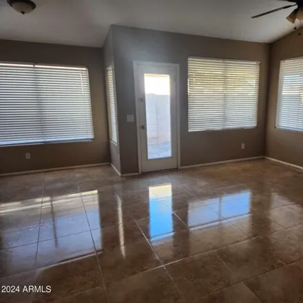 Image 7 - 607 North 167th Drive, Goodyear, AZ 85338, USA - House for rent