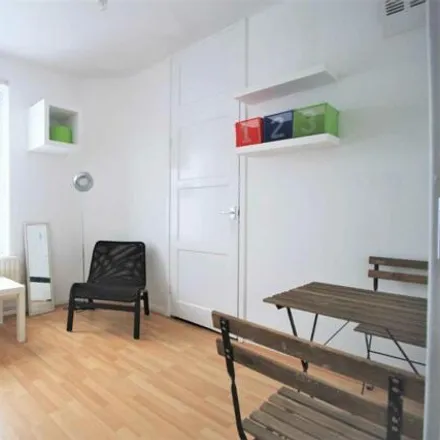 Image 5 - Sebright House, Coate Street, London, E2 9AD, United Kingdom - Apartment for sale