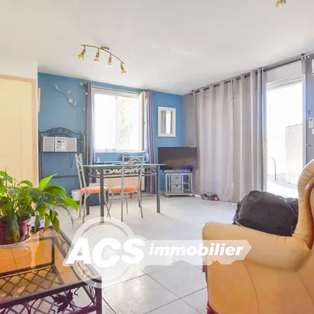 Rent this 2 bed apartment on 26 Rue Joseph Thoret in 13800 Istres, France