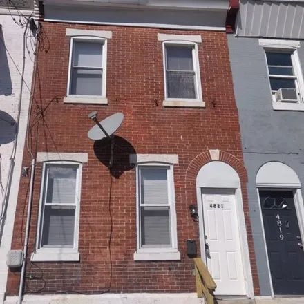 Rent this 3 bed house on Church of God of Prophecy in Parrish Street, Philadelphia