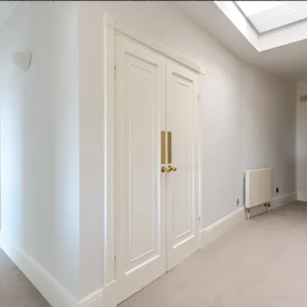 Image 5 - Strathmore Court, 143 Park Road, London, NW8 7HT, United Kingdom - Apartment for rent