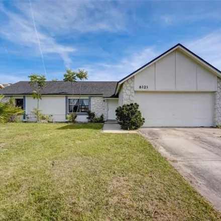 Buy this 3 bed house on 8141 Strada Drive in Orange County, FL 32822