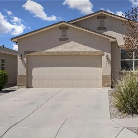 Buy this 3 bed house on 2719 Moon Shadow Drive Northeast in Rio Rancho, NM 87144