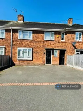 Rent this 3 bed townhouse on 58 Darnhall Crescent in Wollaton, NG8 4PZ