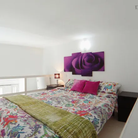 Rent this studio apartment on Calle de Garellano in 15, 28039 Madrid
