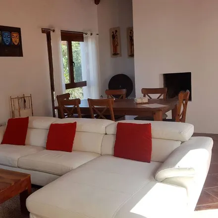 Rent this 3 bed house on 35640 Villaverde