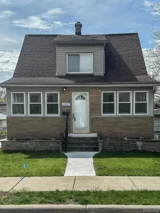Rent this 3 bed house on 22609 Shakespeare Avenue in Eastpointe, MI 48021
