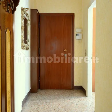 Image 1 - Comunale 5, Via Vittorio Veneto, 20091 Bresso MI, Italy - Apartment for rent