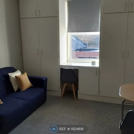 Image 2 - 28 Beverley Terrace, Tynemouth, NE30 4NU, United Kingdom - Apartment for rent
